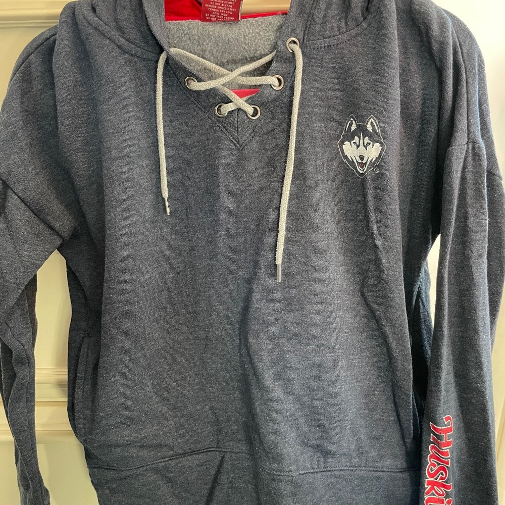 UConn Women’s Hoodie with Drawstring